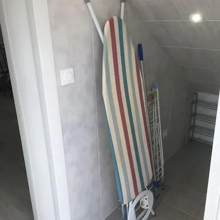 Jolie Et Agreable Proche Des Plages Et De L Espagne Appartement