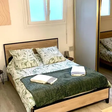 Jolie Et Agreable Proche Des Plages Et De L Espagne Appartement *