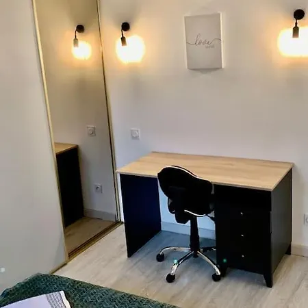 Jolie Et Agreable Proche Des Plages Et De L Espagne